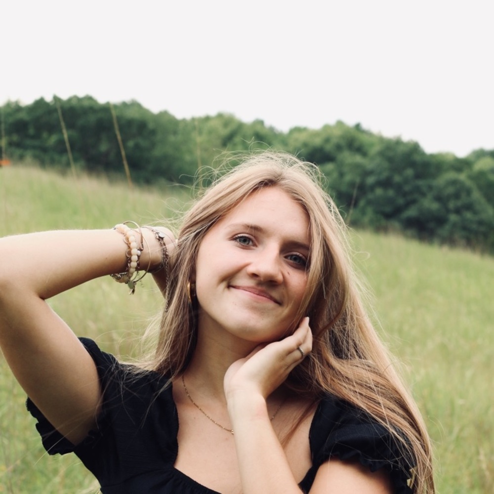 Meet your Posher, Abby